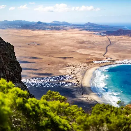 Home2book Casa Tinguaton Fantastic Sea View Puerto del Carmen (Lanzarote)