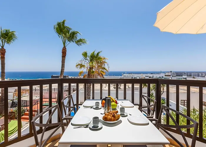 Home2book Stunning Ocean View, Apartment *