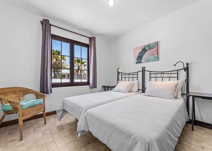 Apartment Home2book Stunning Ocean View,
