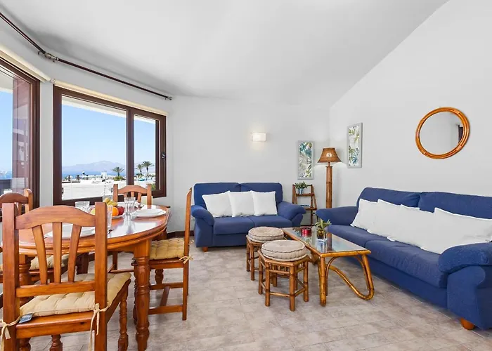 Apartment Home2book Stunning Ocean View,